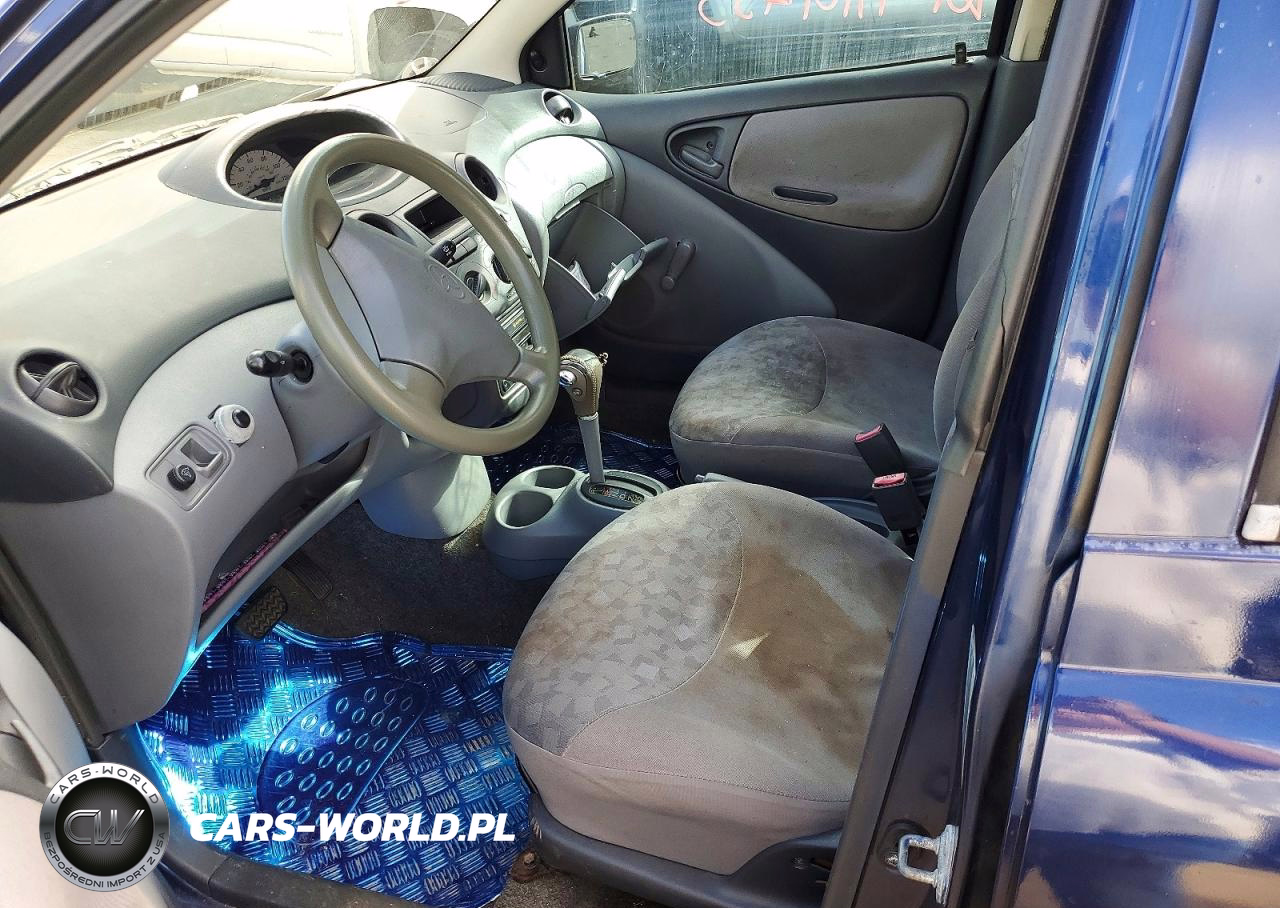 2000 Toyota Echo VIN:JTDBT1231Y0049555 - 7