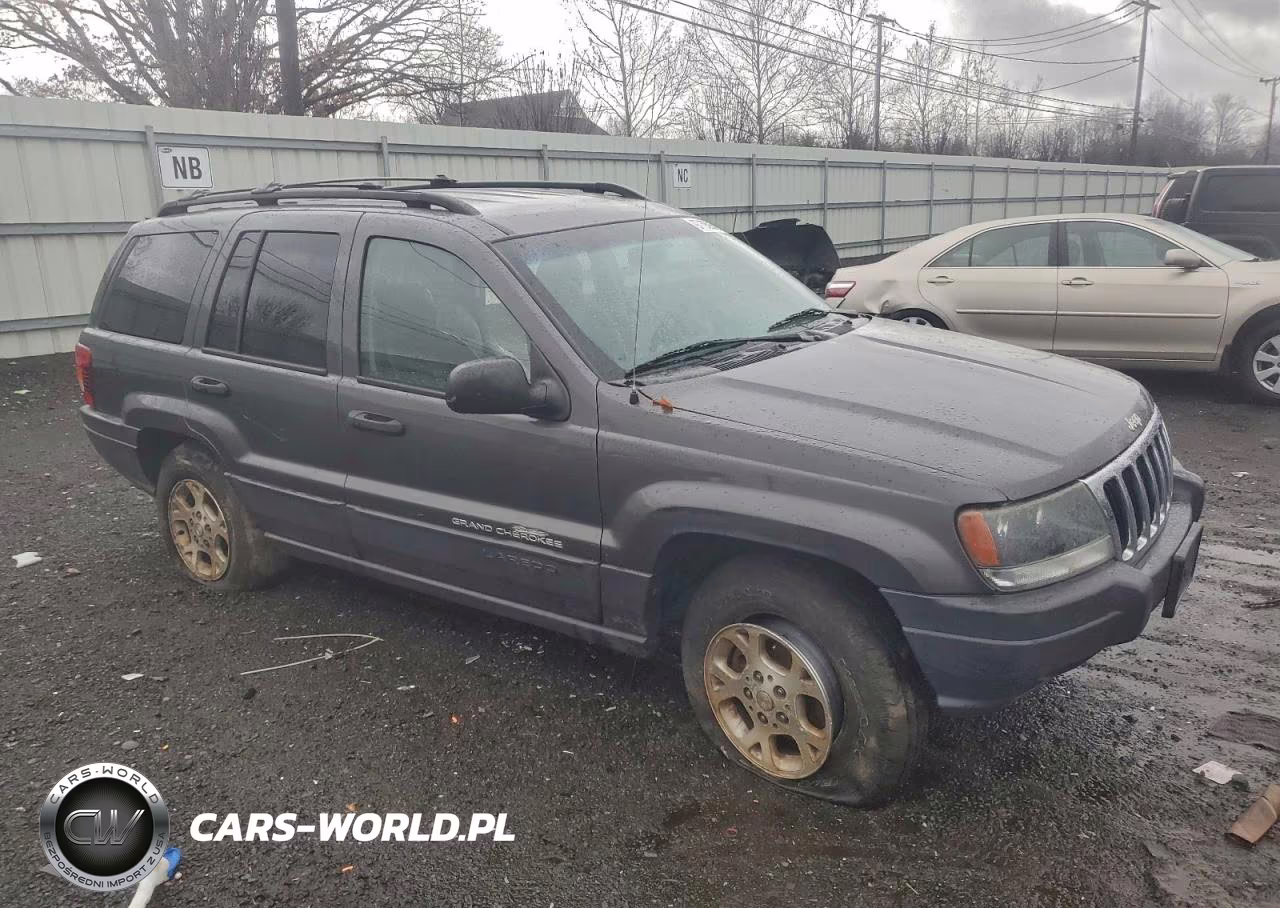 2003 Jeep Grand Cherokee Laredo VIN:1J4GW48S13C501230 - 4
