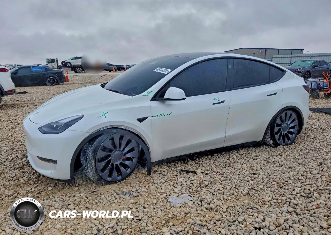 2024 Tesla Model Y – zdjęcie 1 z 12
