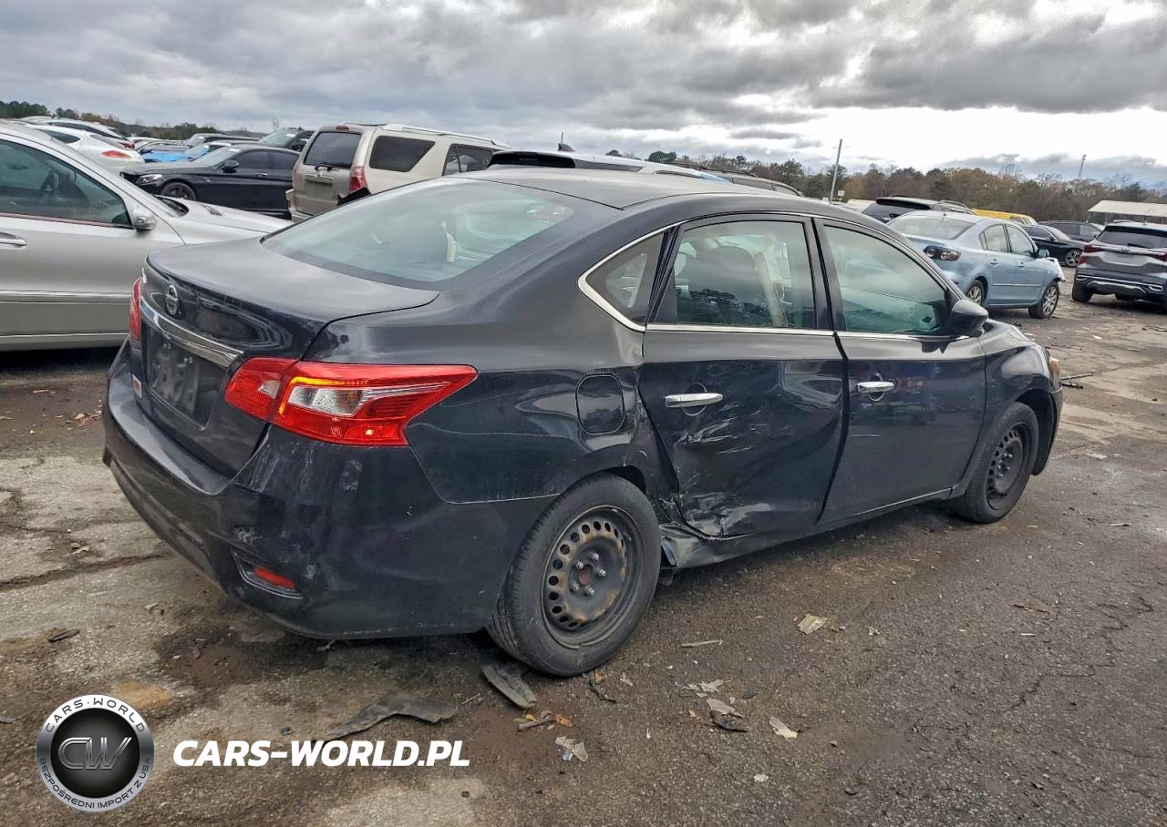 2018 Nissan Sentra S VIN:3N1AB7AP1JY309263 - 3