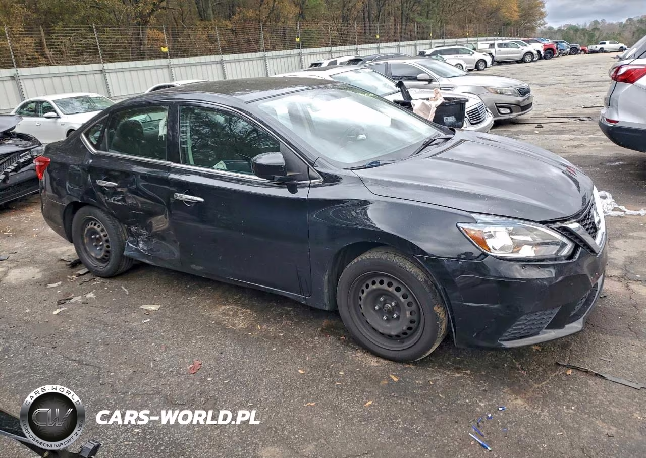 2018 Nissan Sentra S VIN:3N1AB7AP1JY309263 - 4