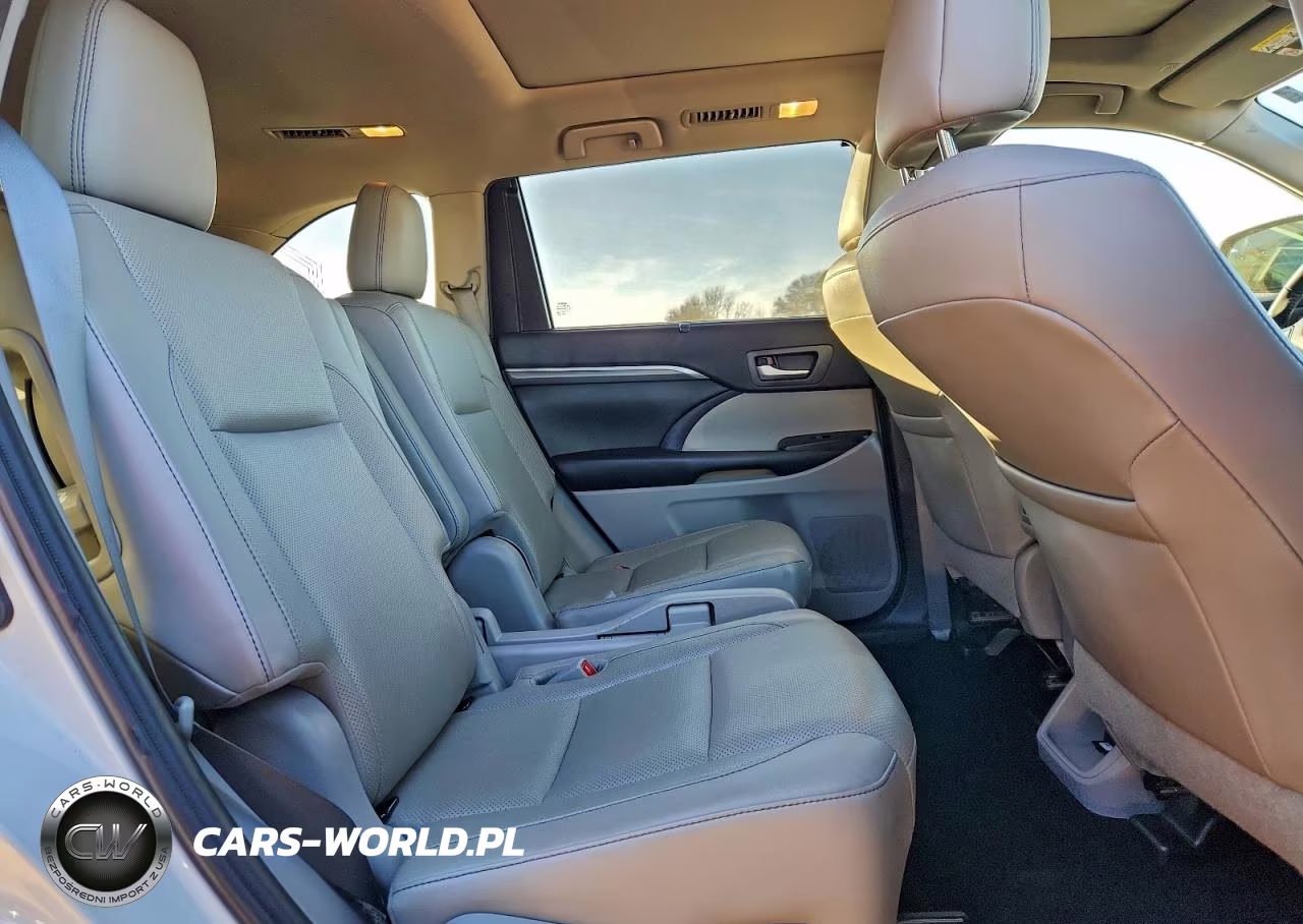 2019 Toyota Highlander Limited Platinum VIN:5TDYZRFH3KS340625 - 11