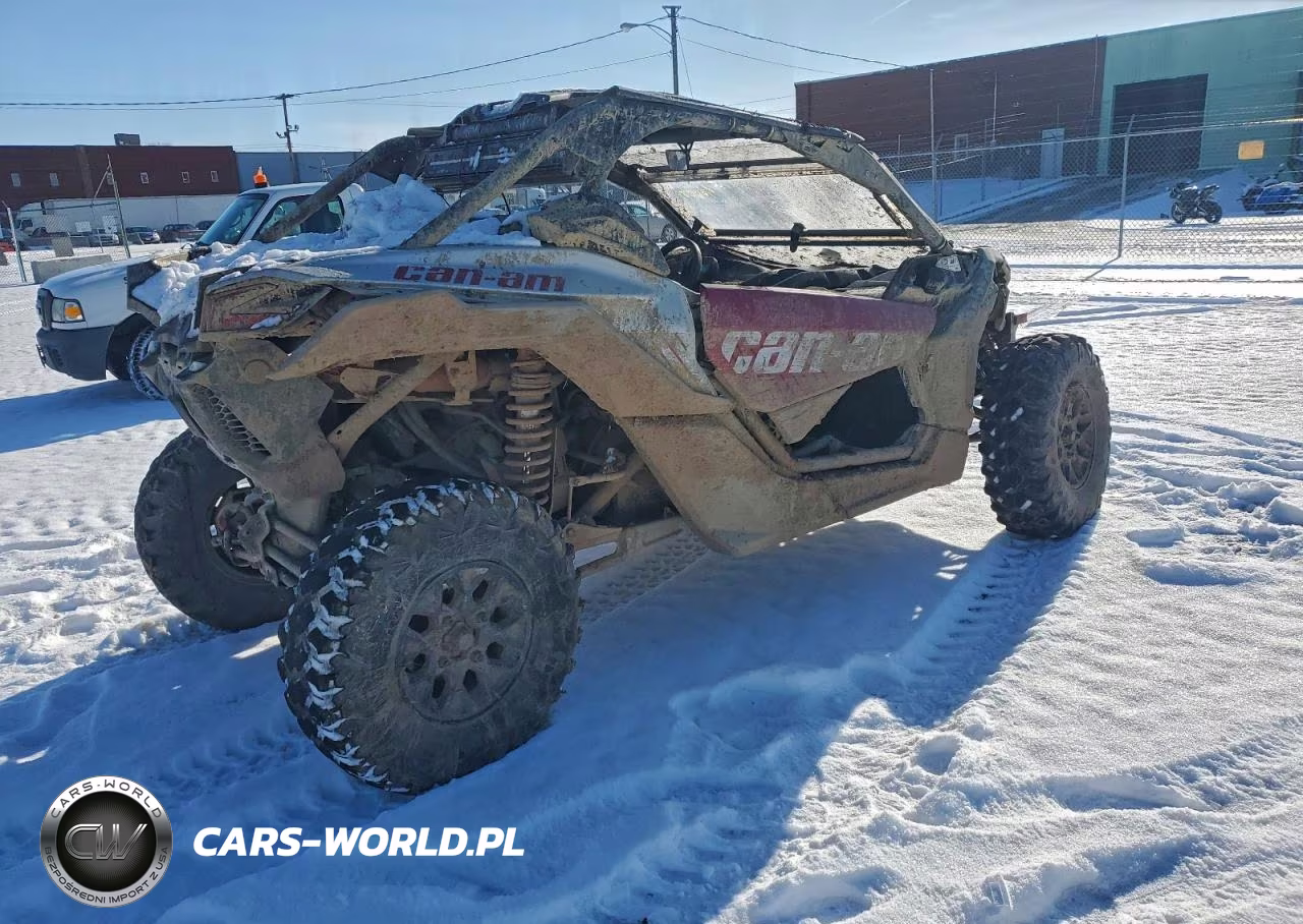 2025 Can-Am Maverick X3 Utility Vehicle VIN:3JBVGAY46SE000211 - 4