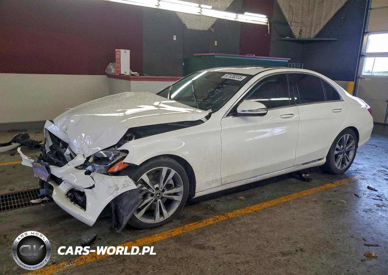 2018 Mercedes-Benz C 300