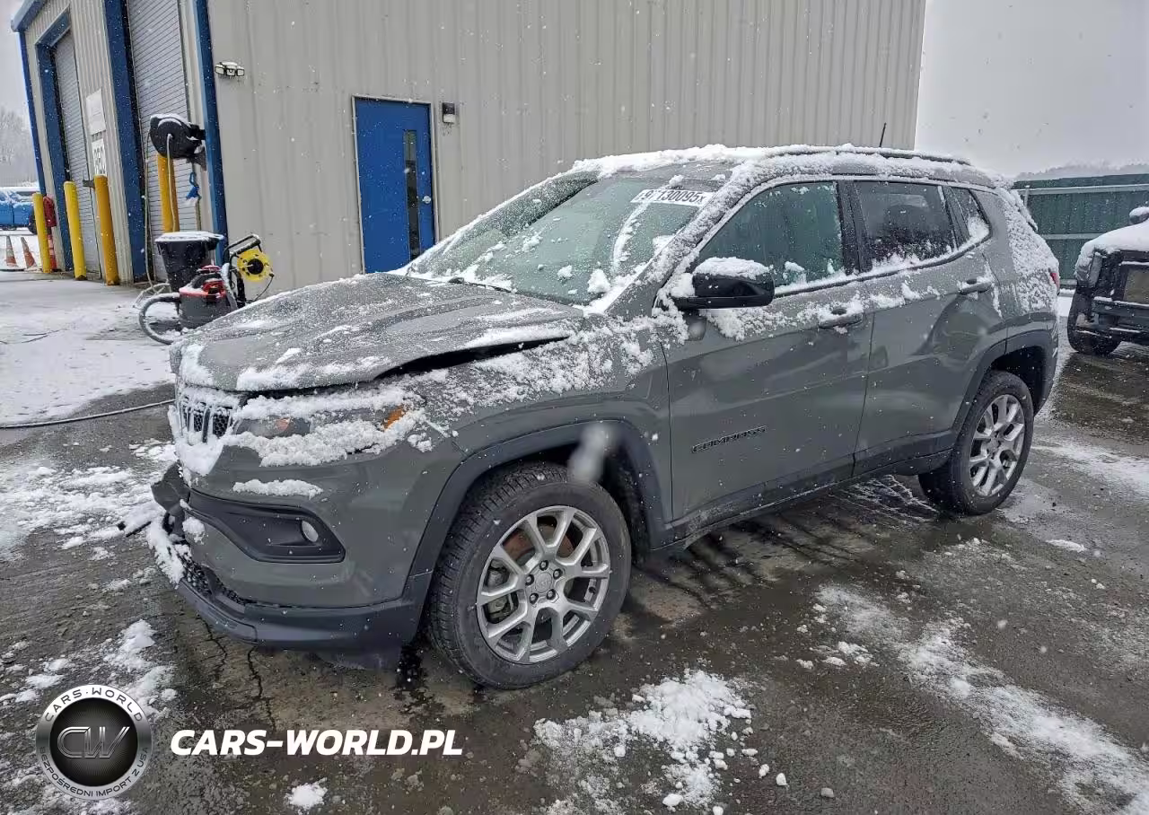 2023 Jeep Compass Latitude Lux
