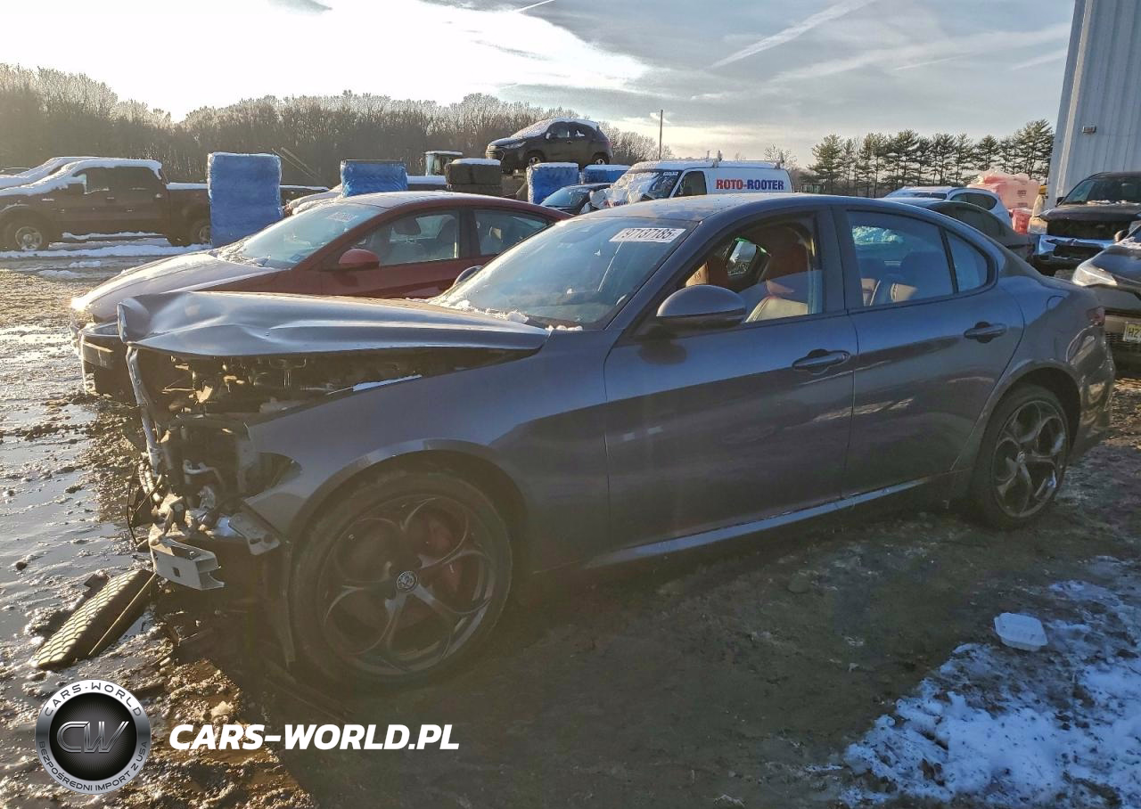 2018 Alfa Romeo Giulia Ti Q4