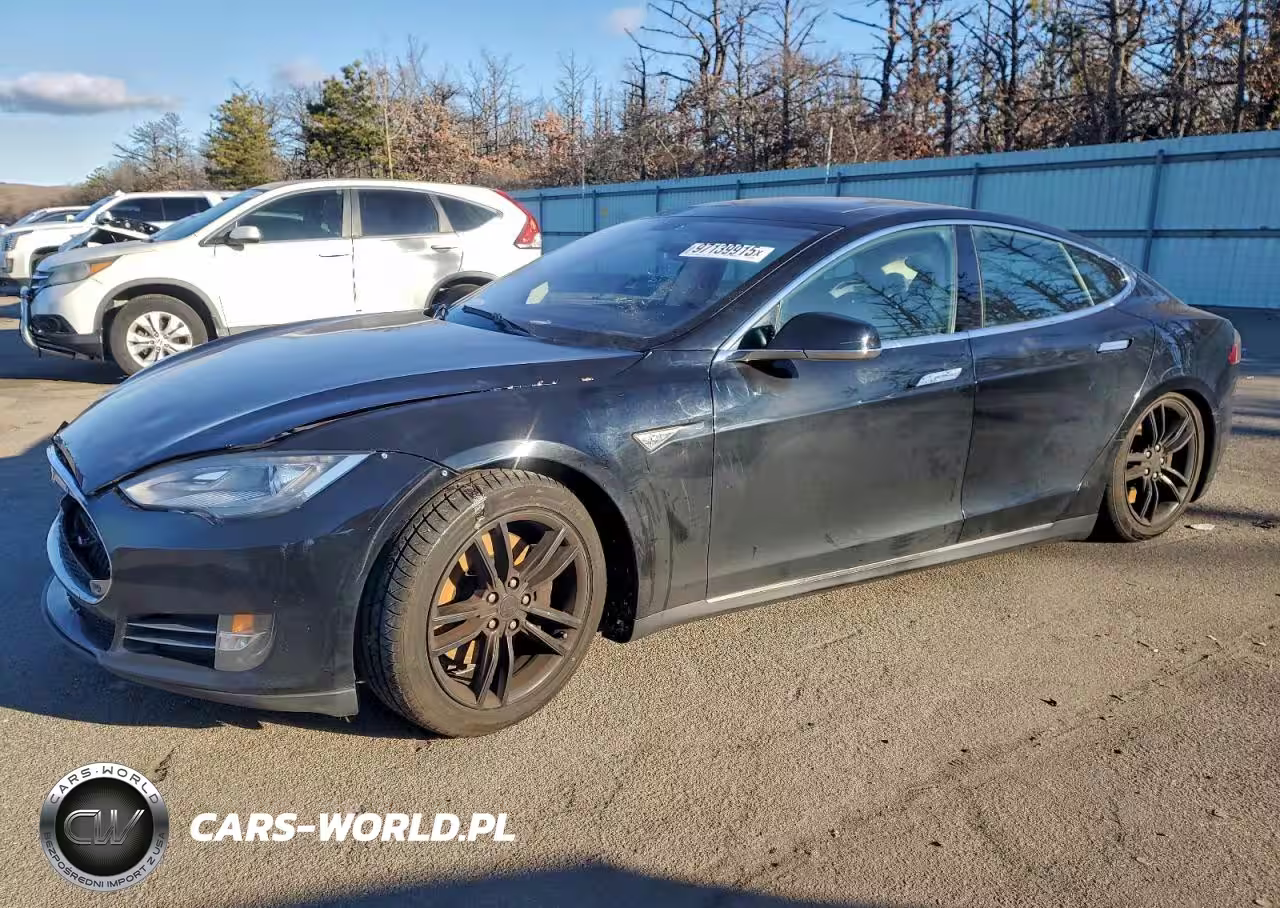 2014 Tesla Model S