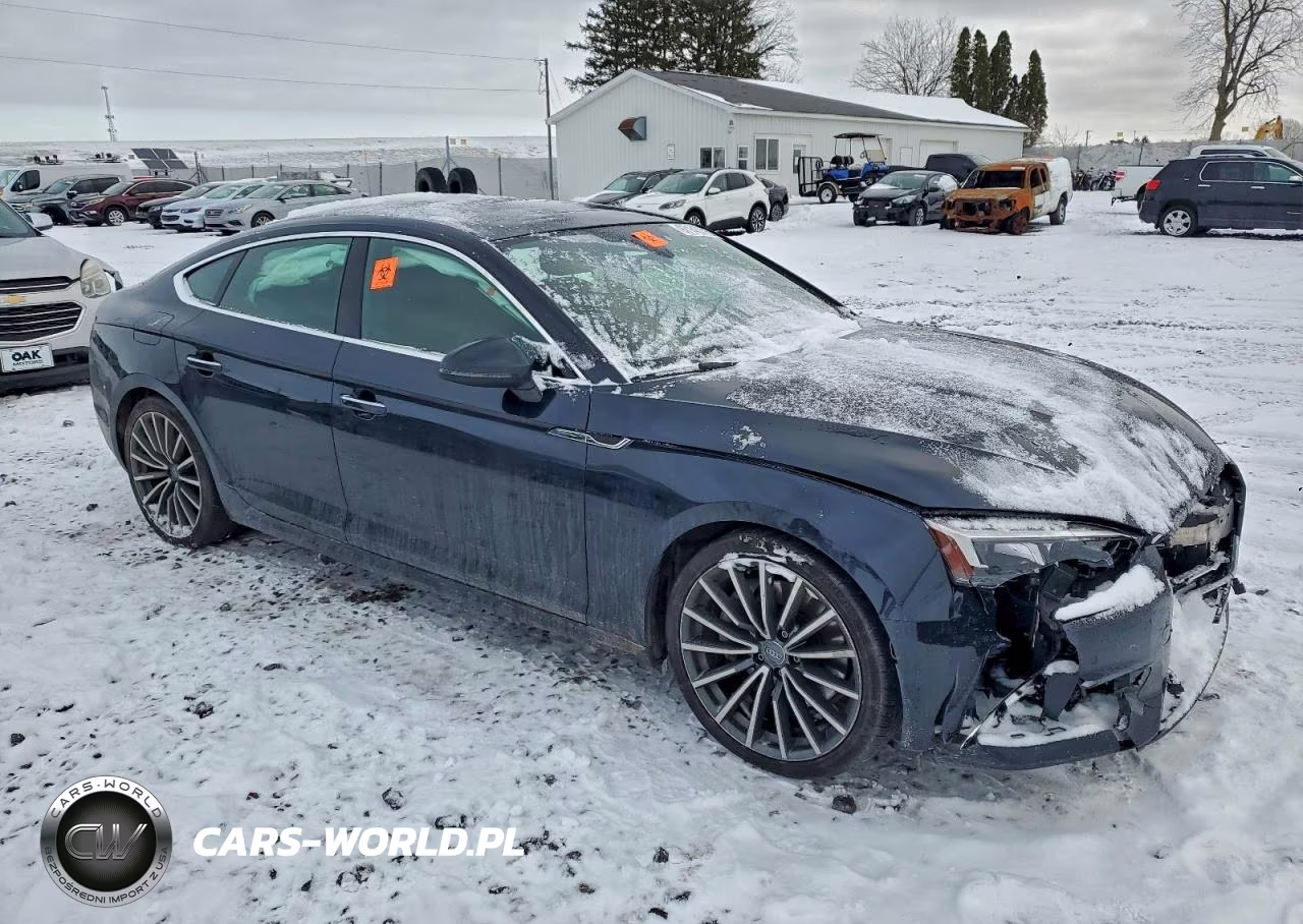2018 Audi A5 Premium Plus VIN:WAUBNCF59JA124856 - 4
