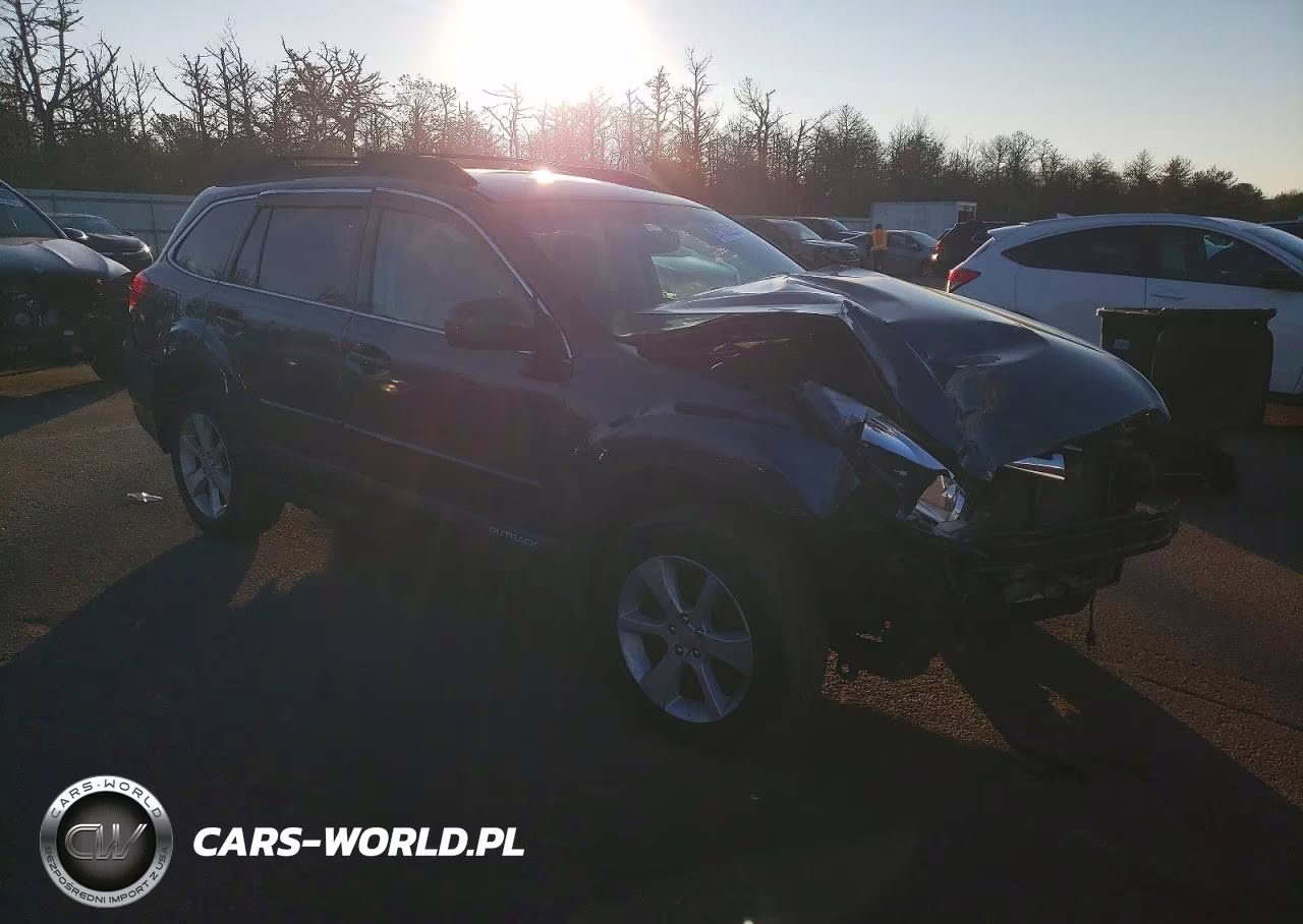 2014 Subaru Outback 2.5I Limited VIN:4S4BRBMCXE3262074 - 4