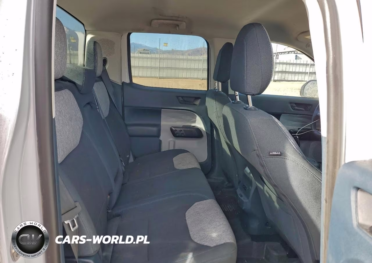 2025 Ford Maverick Xlt VIN:3FTTW8J33SRA84224 - 10