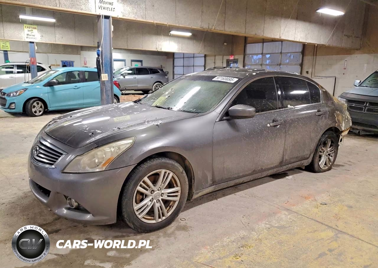 2012 Infiniti G37