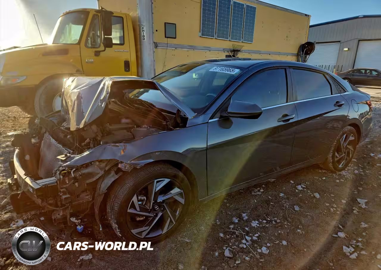 2024 Hyundai Elantra Sel