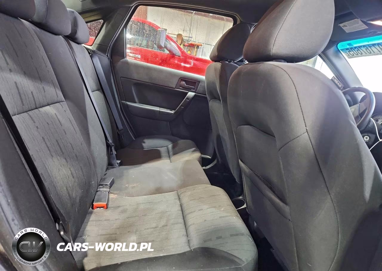 2011 Ford Focus Se VIN:1FAHP3FNXBW153204 - 10