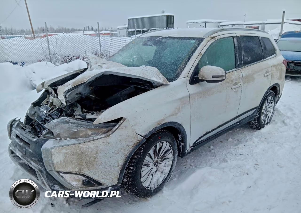 2020 Mitsubishi Outlander Se