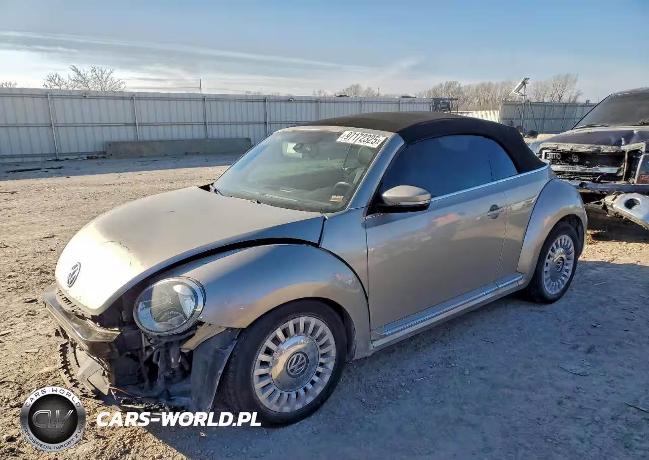2016 Volkswagen Beetle S-Se