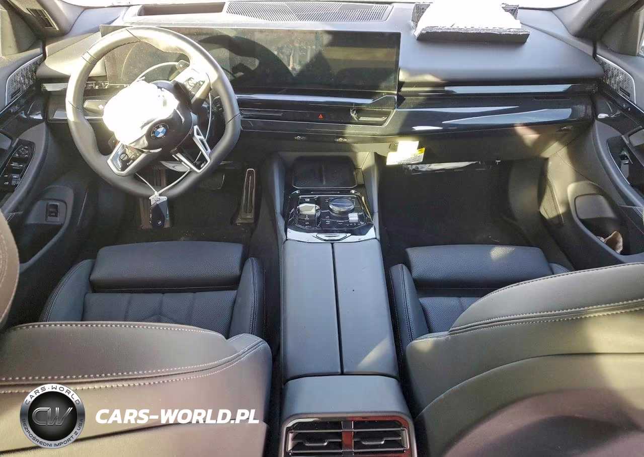 2026 BMW 530 Xi VIN:WBA53FJ04TCV68931 - 8