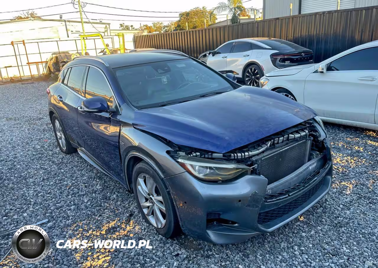 2017 Infiniti Qx30 Base