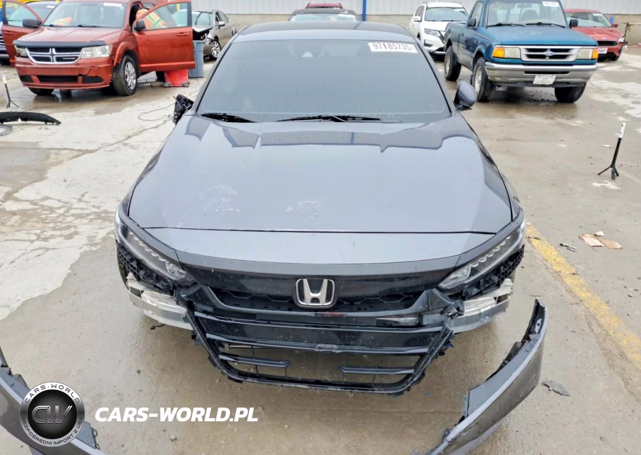 2018 Honda Accord Sport VIN:1HGCV1F30JA096635 - 5