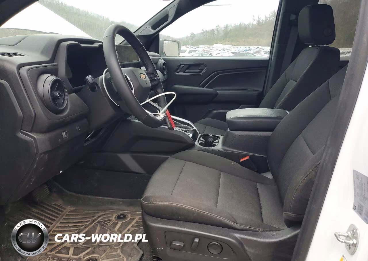 2025 Chevrolet Colorado VIN:1GCPTBEK7S1147537 - 7