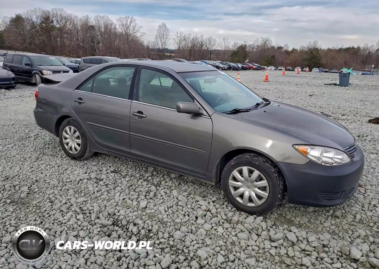 2006 Toyota Camry Le VIN:4T1BE32K56U726458 - 4