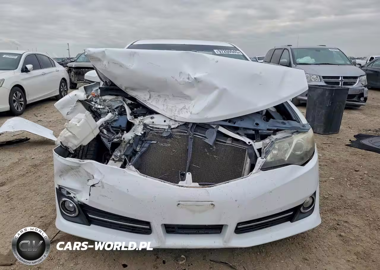 2014 Toyota Camry L VIN:4T1BF1FKXEU786813 - 5