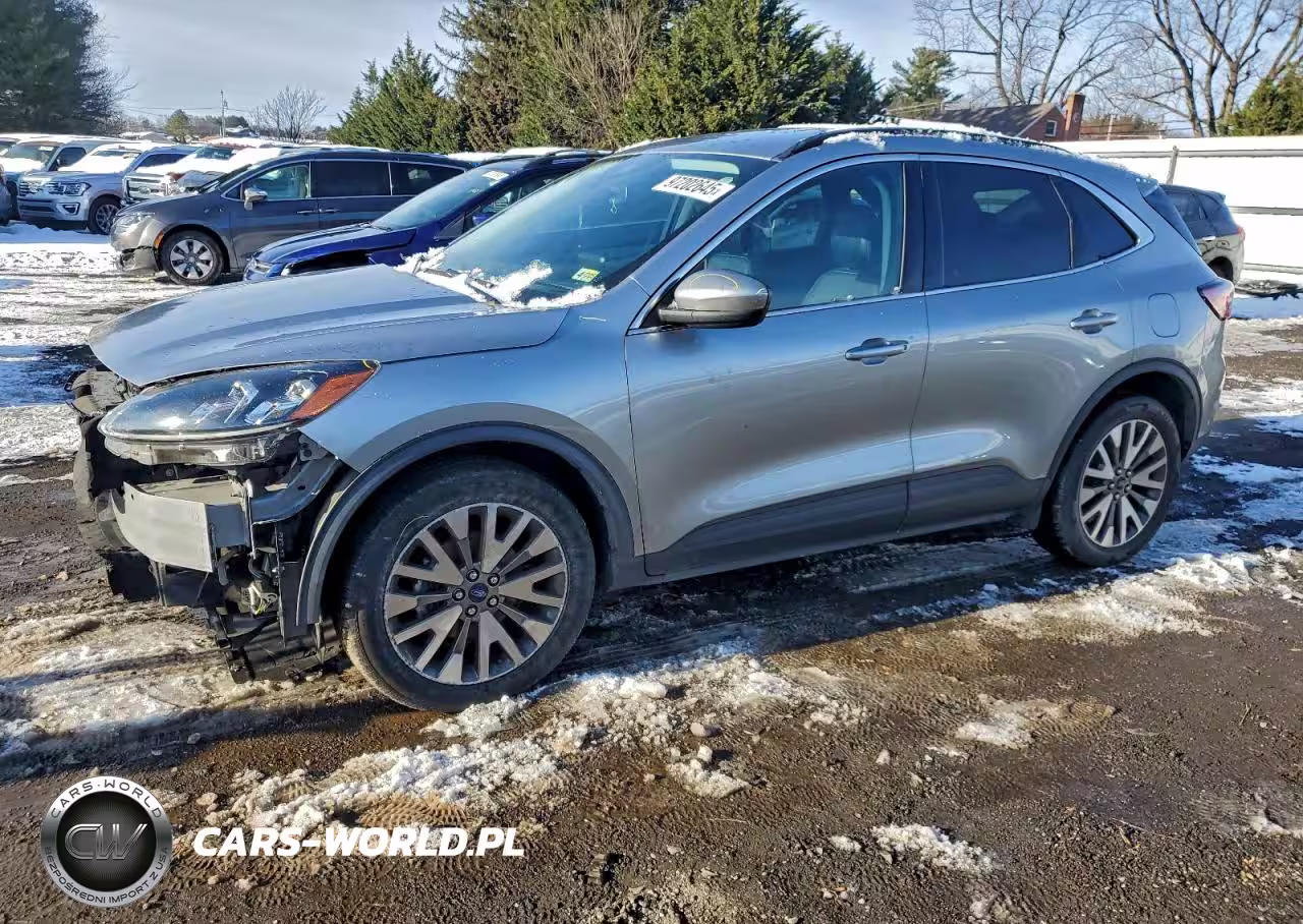 2021 Ford Escape Titanium