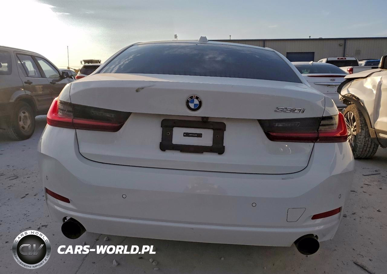 2024 BMW Motorrad 330I VIN:3MW69FF04R8E07586 - 6