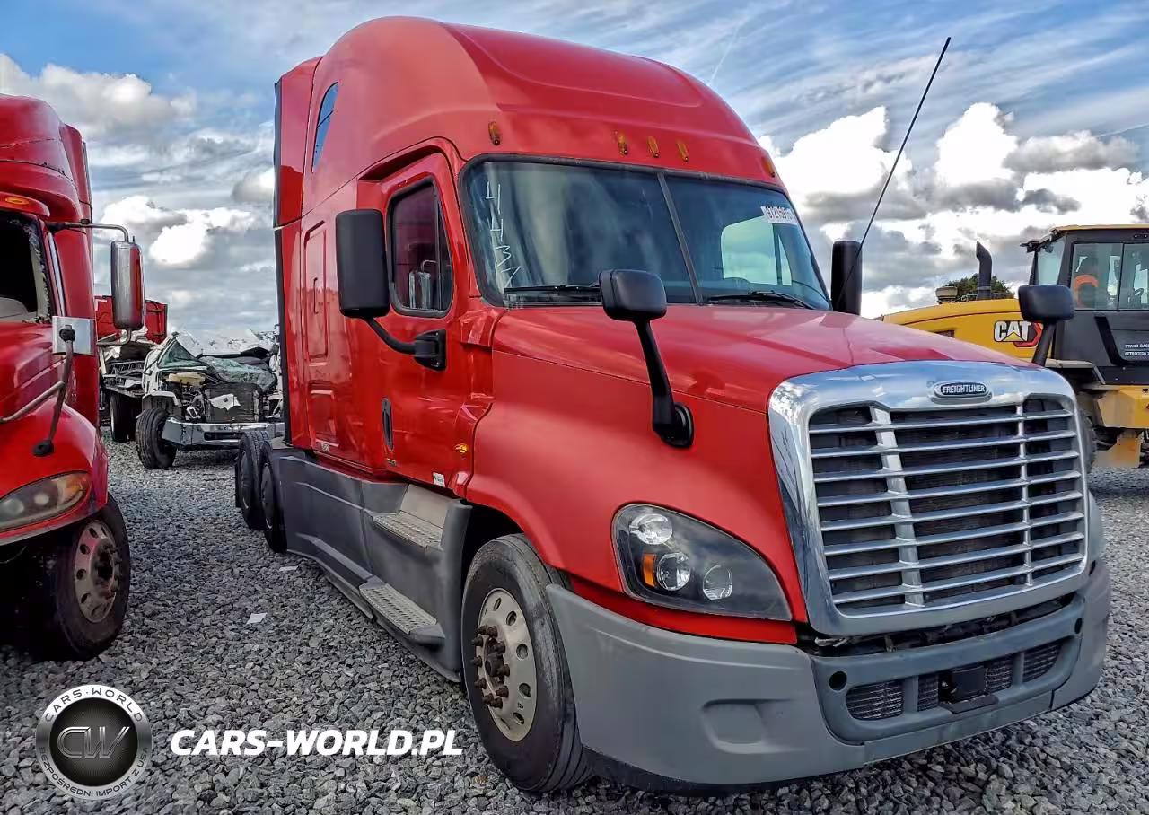 2018 Freightliner Cascadia 125 Semi Truck
