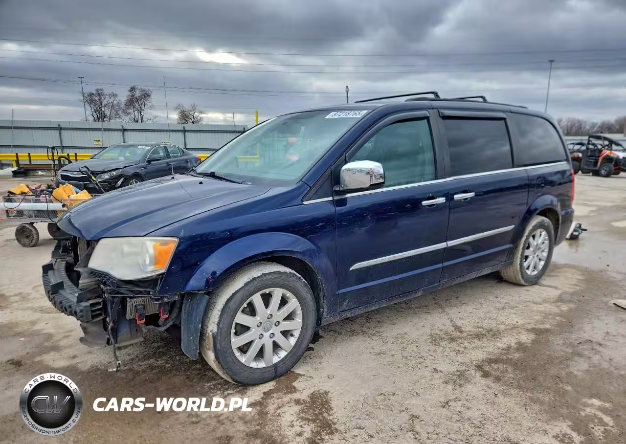 2012 Chrysler Town & Country Touring L