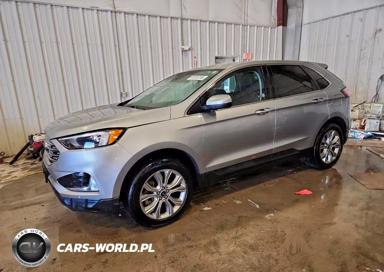 2022 Ford Edge Titanium