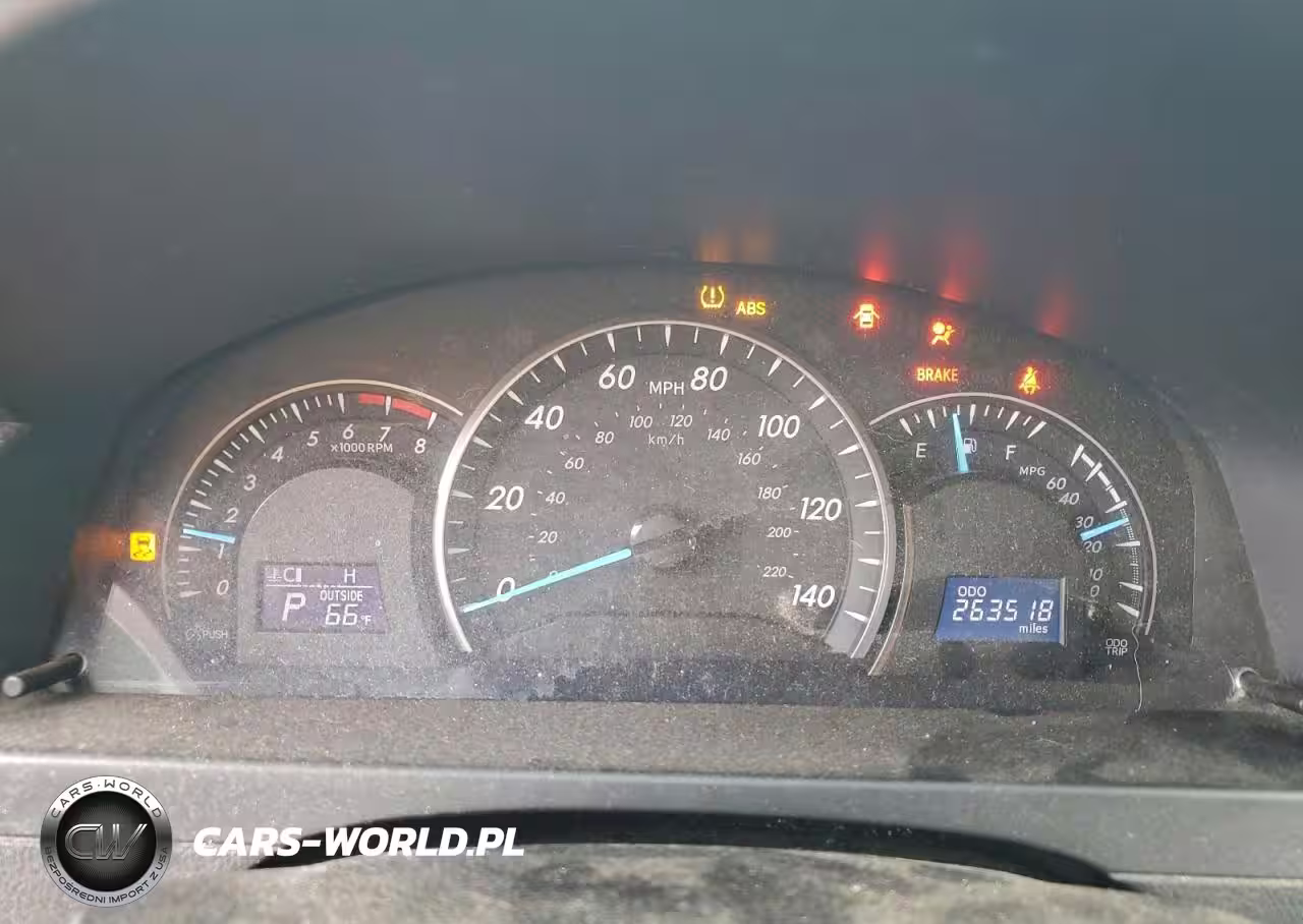2013 Toyota Camry L VIN:4T4BF1FK9DR321086 - 9