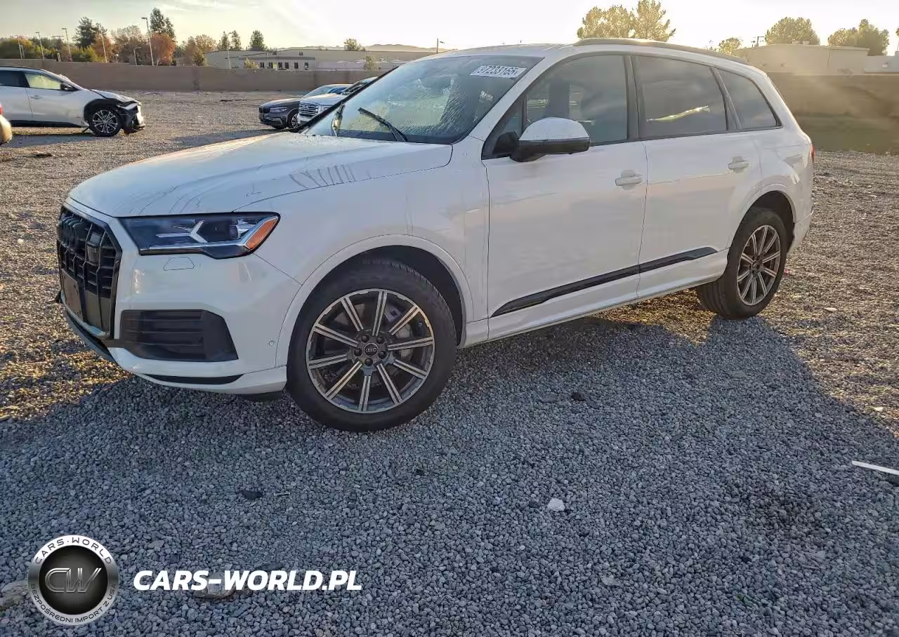2022 Audi Q7 Premium Plus