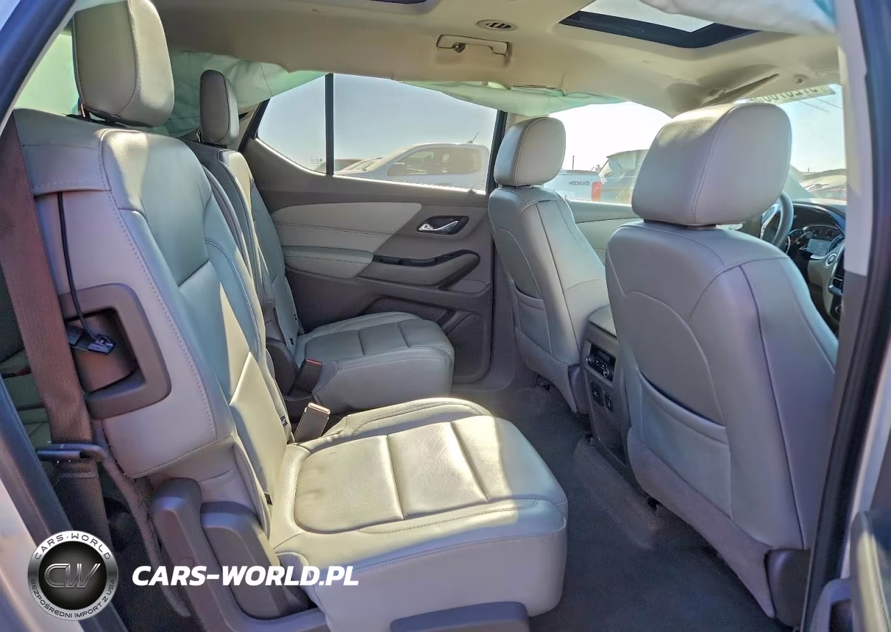 2018 Chevrolet Traverse Lt VIN:1GNERHKW9JJ261156 - 10