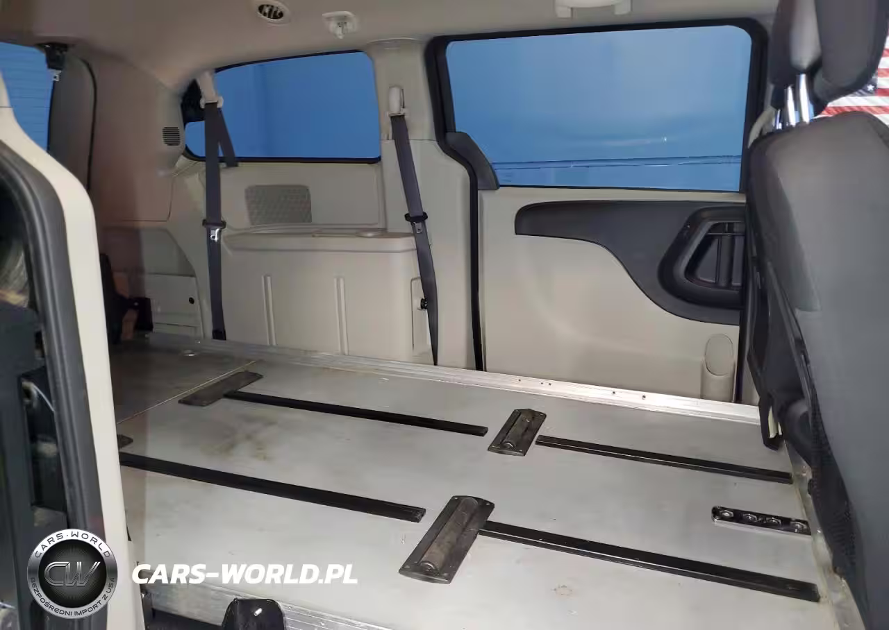 2018 Dodge Grand Caravan Se VIN:2C4RDGBG7JR362560 - 11