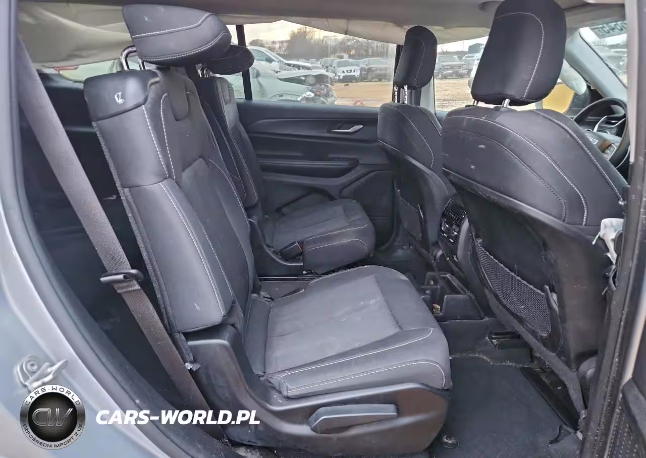2024 Jeep Grand Cherokee L Laredo VIN:1C4RJJAG0R8940173 - 11