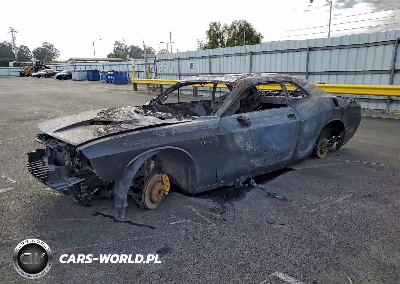 2015 Dodge Challenger Sxt Plus