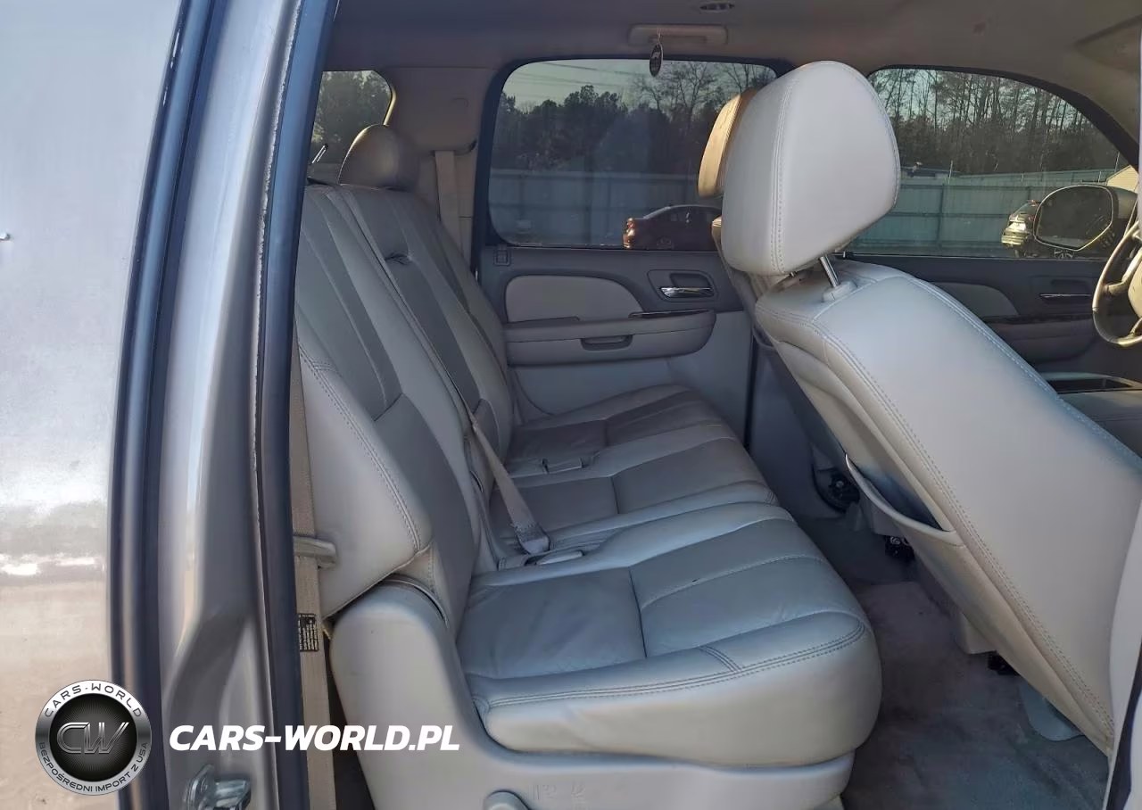 2007 Chevrolet Suburban C1500 VIN:1GNFC16J87J202541 - 11
