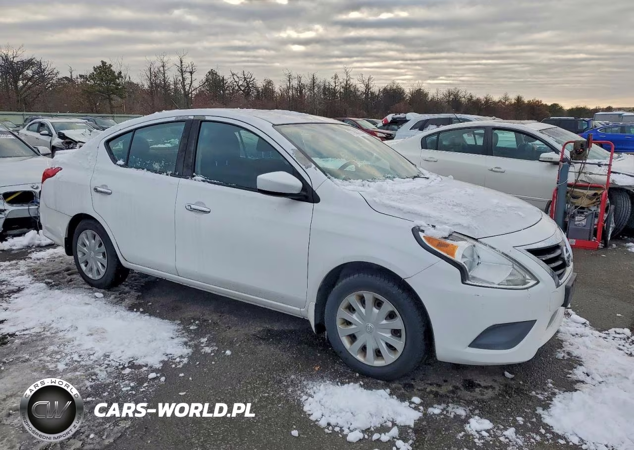 2017 Nissan Versa VIN:3N1CN7AP2HL830984 - 4