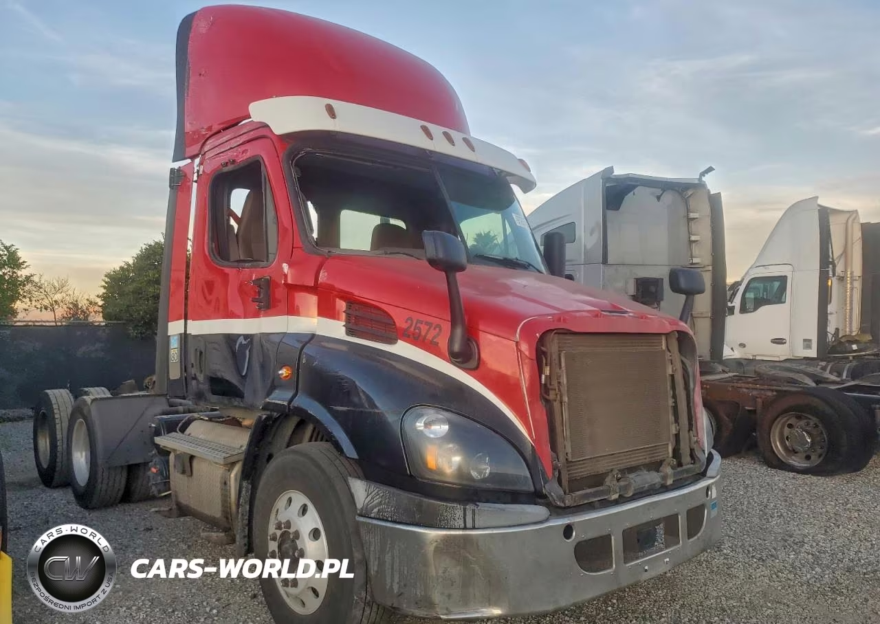 2017 Freightliner Cascadia 113 Semi Truck