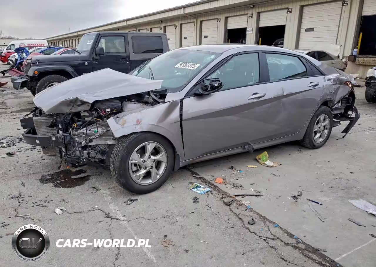 2023 Hyundai Elantra Se