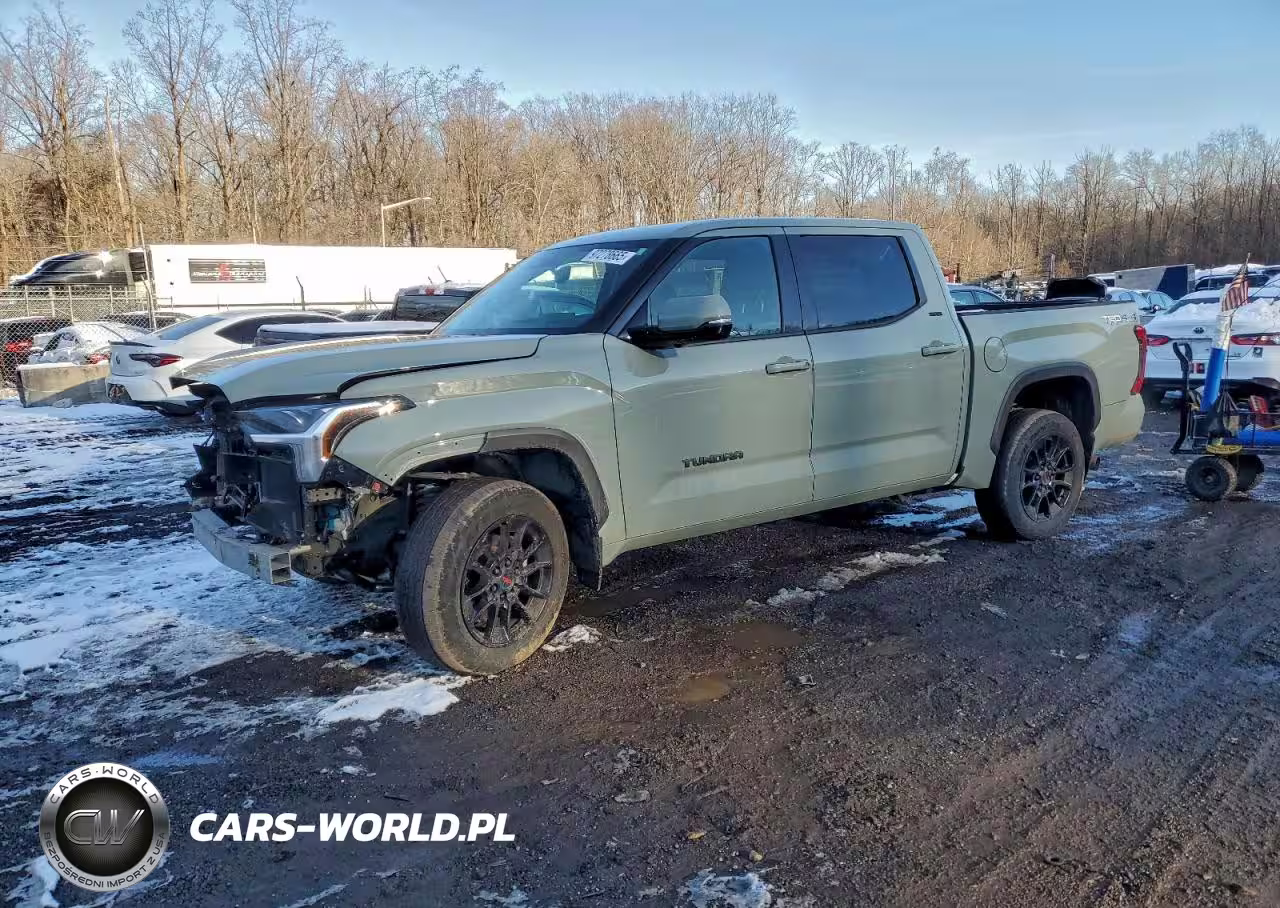 2023 Toyota Tundra Crewmax Sr