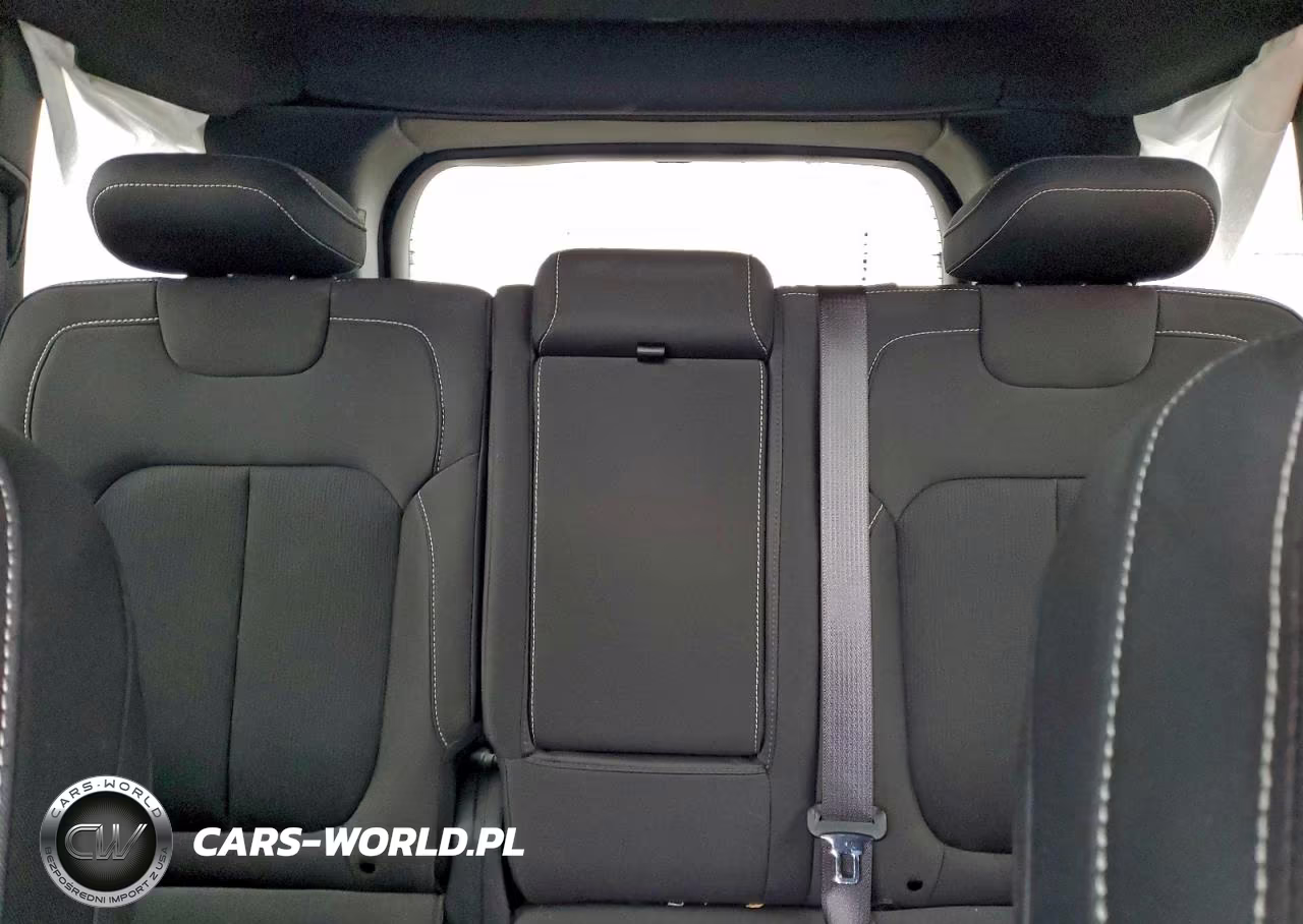 2025 Jeep Grand Cherokee Laredo VIN:1C4RJHAG5SC293782 - 10