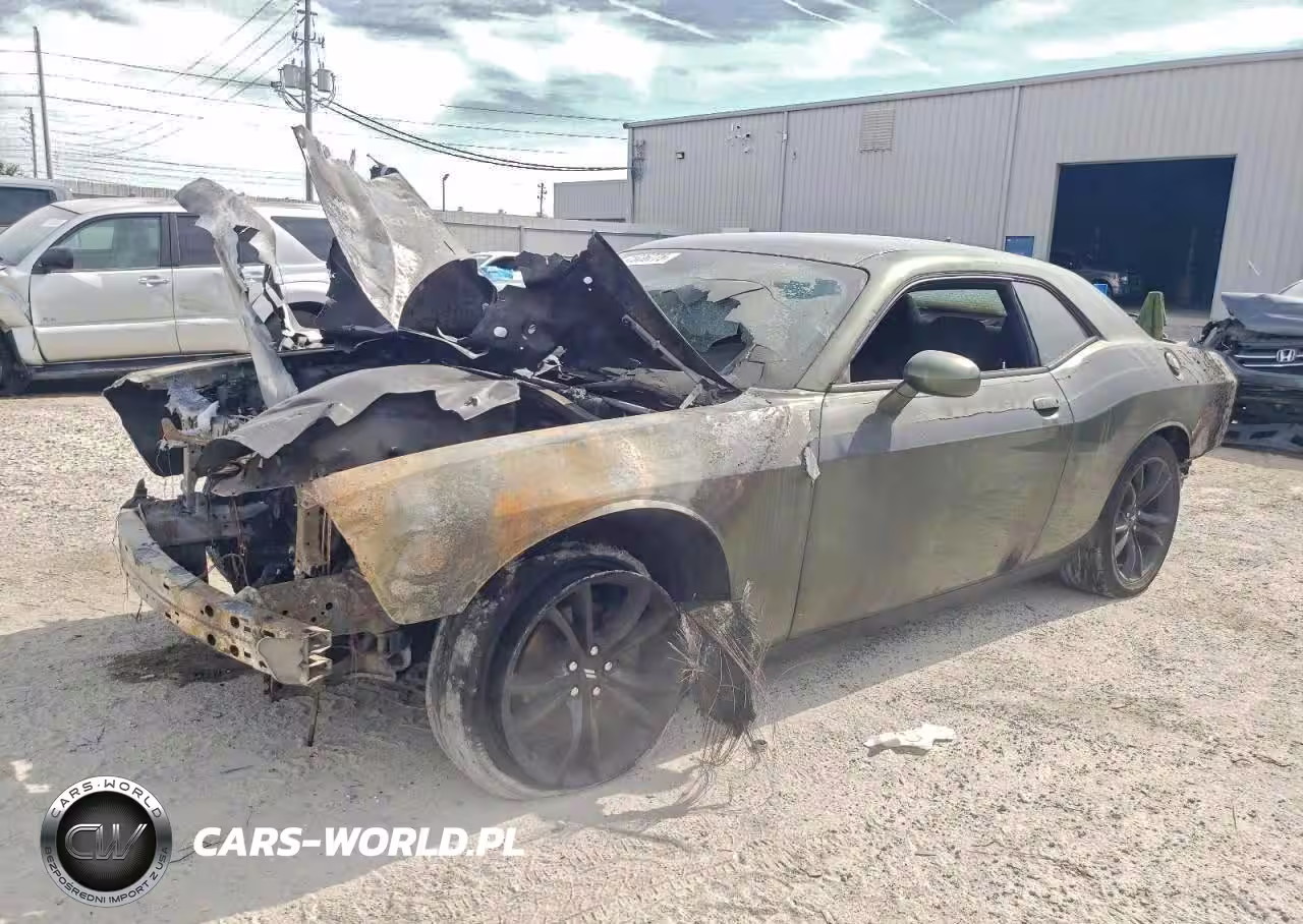 2018 Dodge Challenger Sxt