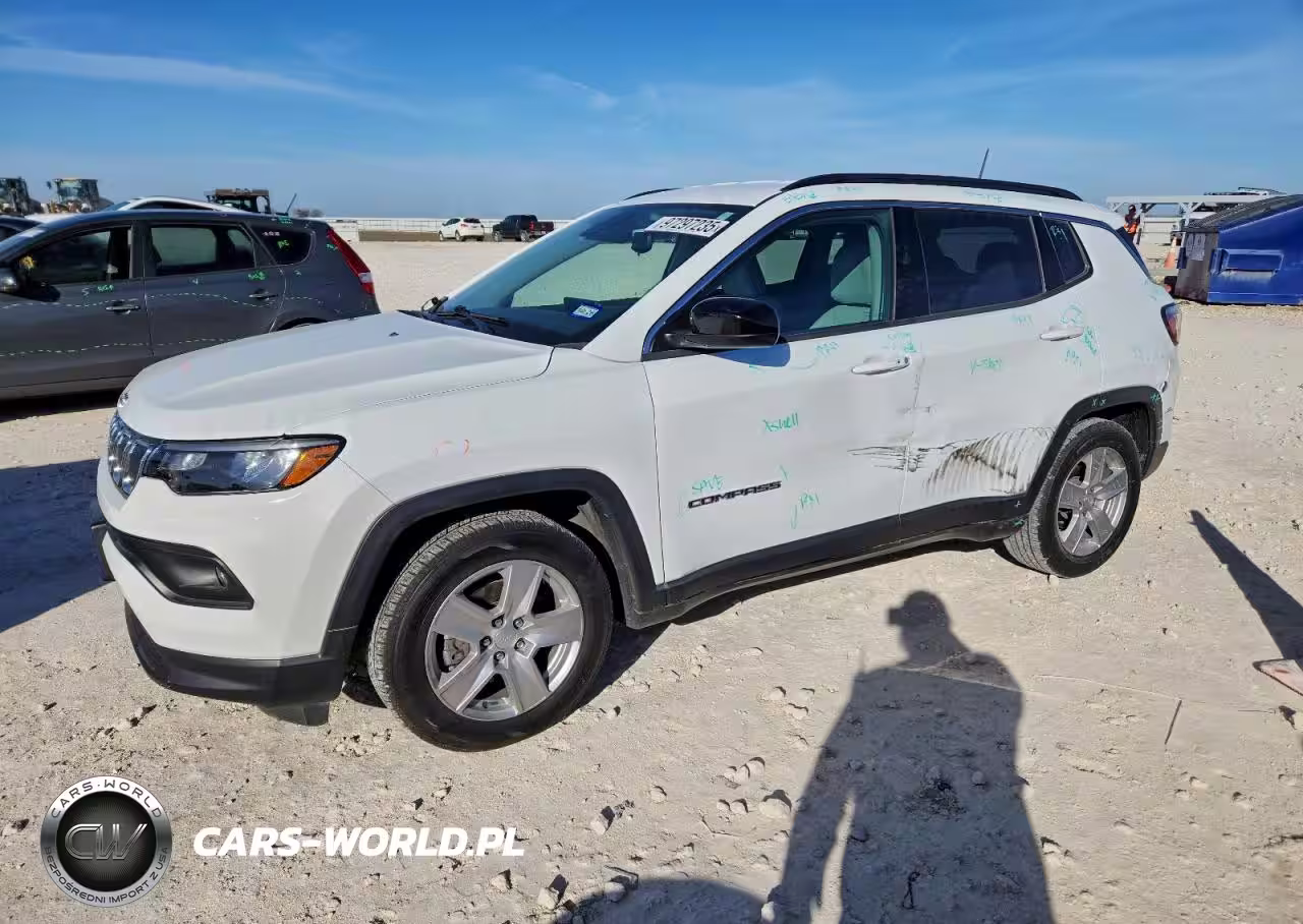 2022 Jeep Compass Latitude