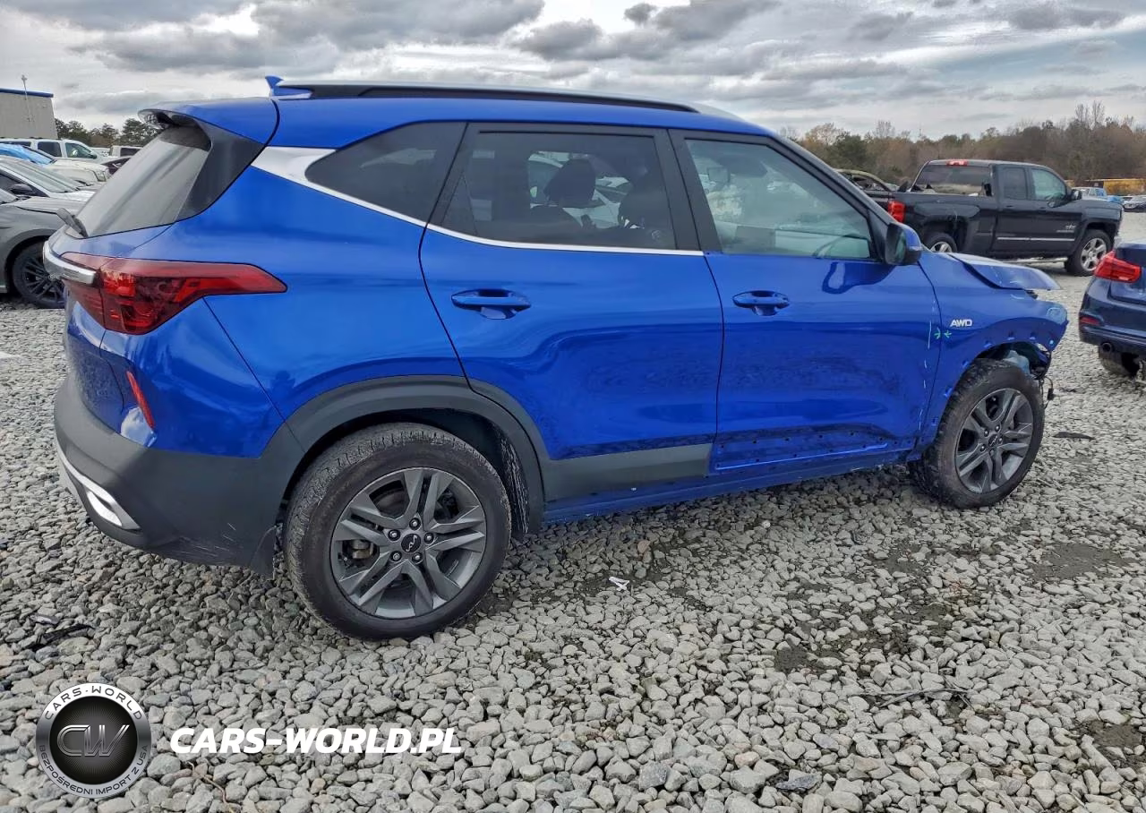 2023 Kia Seltos S VIN:KNDEUCAA8P7442545 - 3