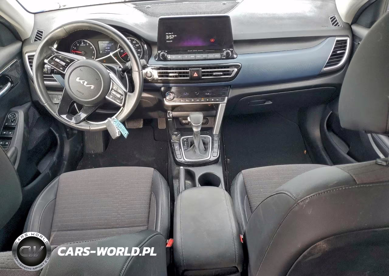2023 Kia Seltos S VIN:KNDEUCAA8P7442545 - 8