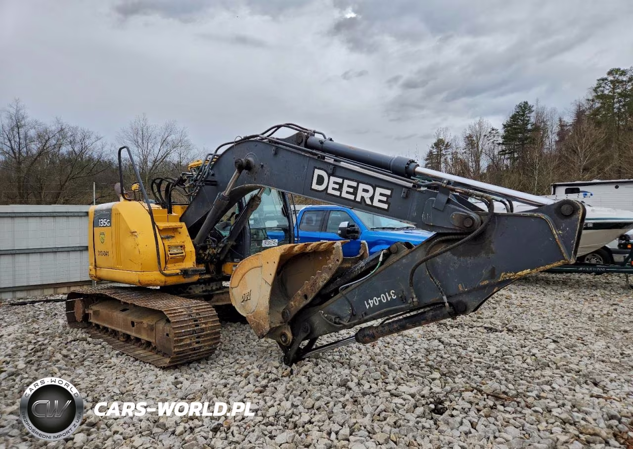 2015 John Deere 135G Excavator
