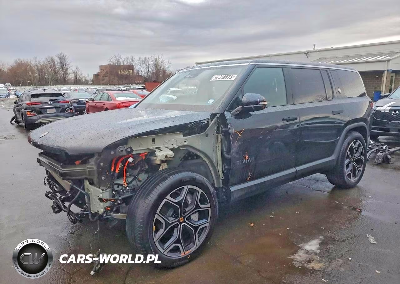 2025 Rivian R1S Adventure