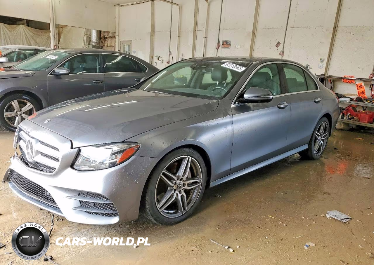 2019 Mercedes-Benz E 300D – zdjęcie 1 z 12