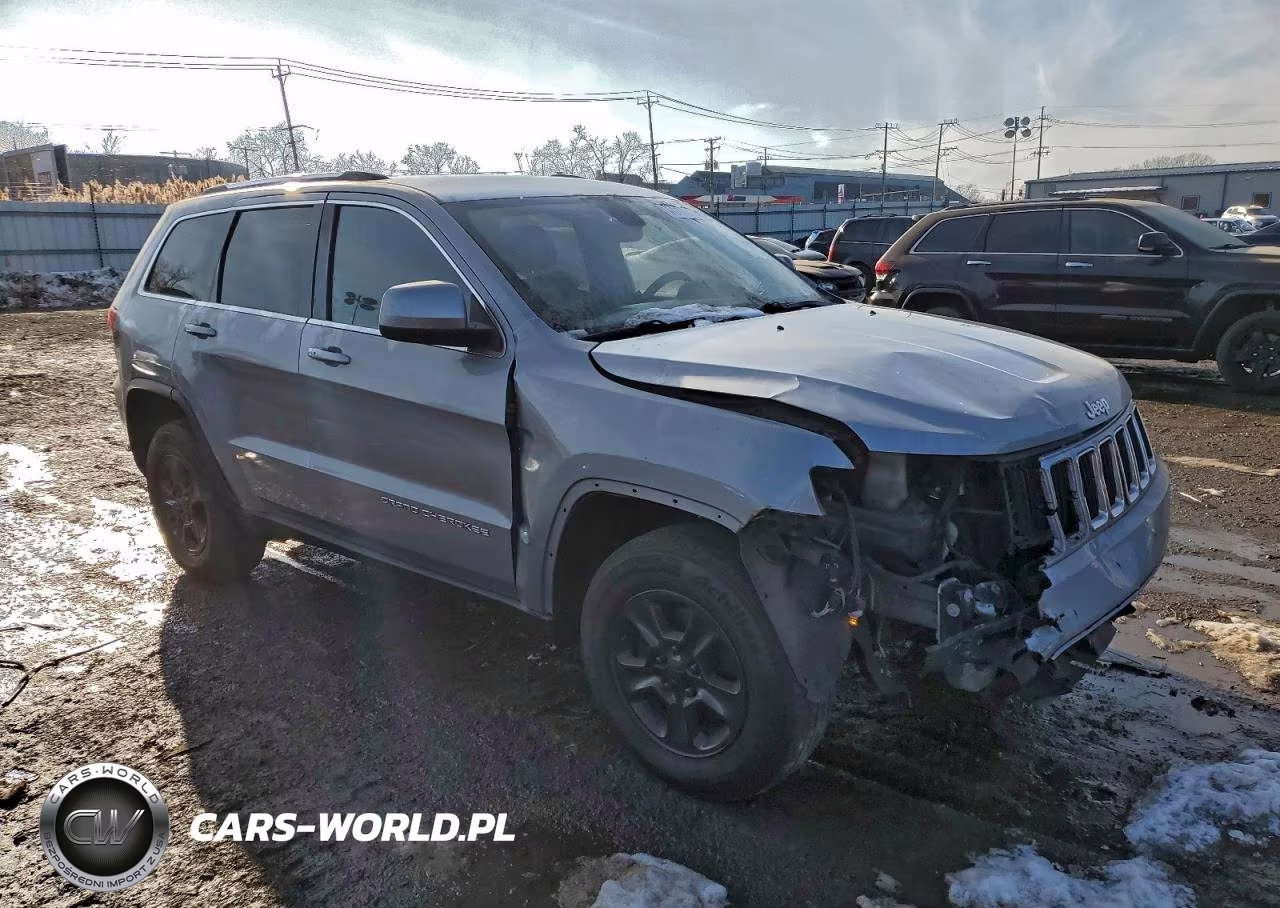 2014 Jeep Grand Cherokee Laredo VIN:1C4RJFAG0EC577653 - 4